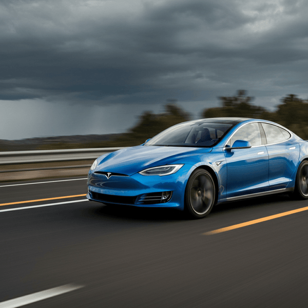 Former Uber Self-Driving Chief's Tesla Crash: A Wake-Up Call for FSD Oversight