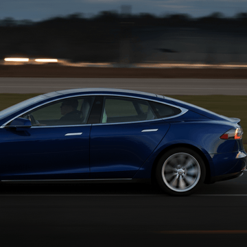 NHTSA Probes Tesla's Emergency Door Systems After Fatalities Reported - Tesevo