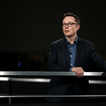Peter Thiel Reduces Tesla Stake as Elon Musk Warns Short Sellers - Tesevo