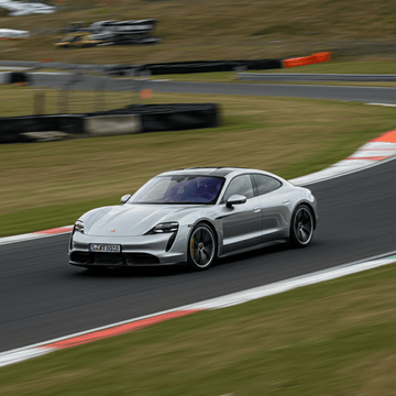 Porsche Taycan Turbo GT Sets New Nürburgring EV Record with Manthey Kit - Tesevo