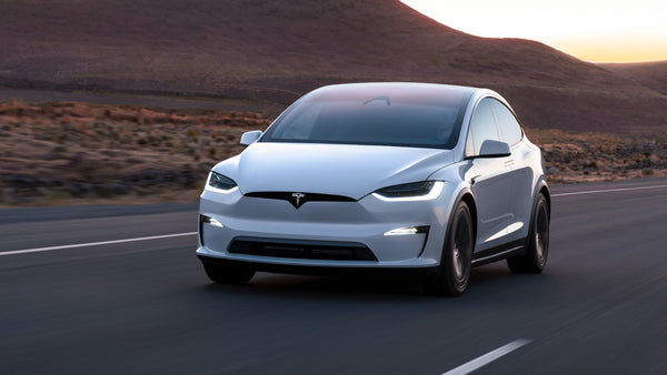Revolucione a Sua Experiência Tesla: Acessórios Indispensáveis para Cybertruck e Model X