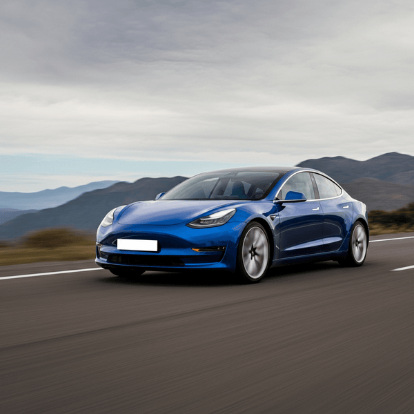 Tesla Admits Its Need for Drivers and Remote Operators – A Better Alternative to Waymo?