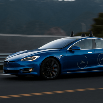 Tesla's Robotaxi Faces Safety Challenges: Another Crash and What It Means for the Future - Tesevo