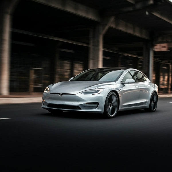 Das Standard-Tesla-Erlebnis: Verständnis der jüngsten Funktionskürzungen