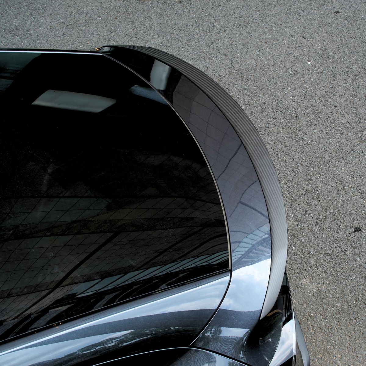 Dry Carbon Fiber Spoiler for Model Y Juniper / Model Y Standard - Tesevo