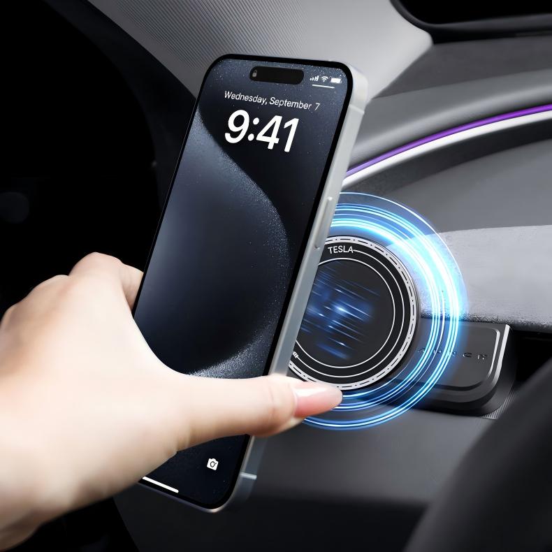 Magnetic Dashboard Phone Mount for Tesla Model 3 Highland / Model Y Juniper - Tesevo
