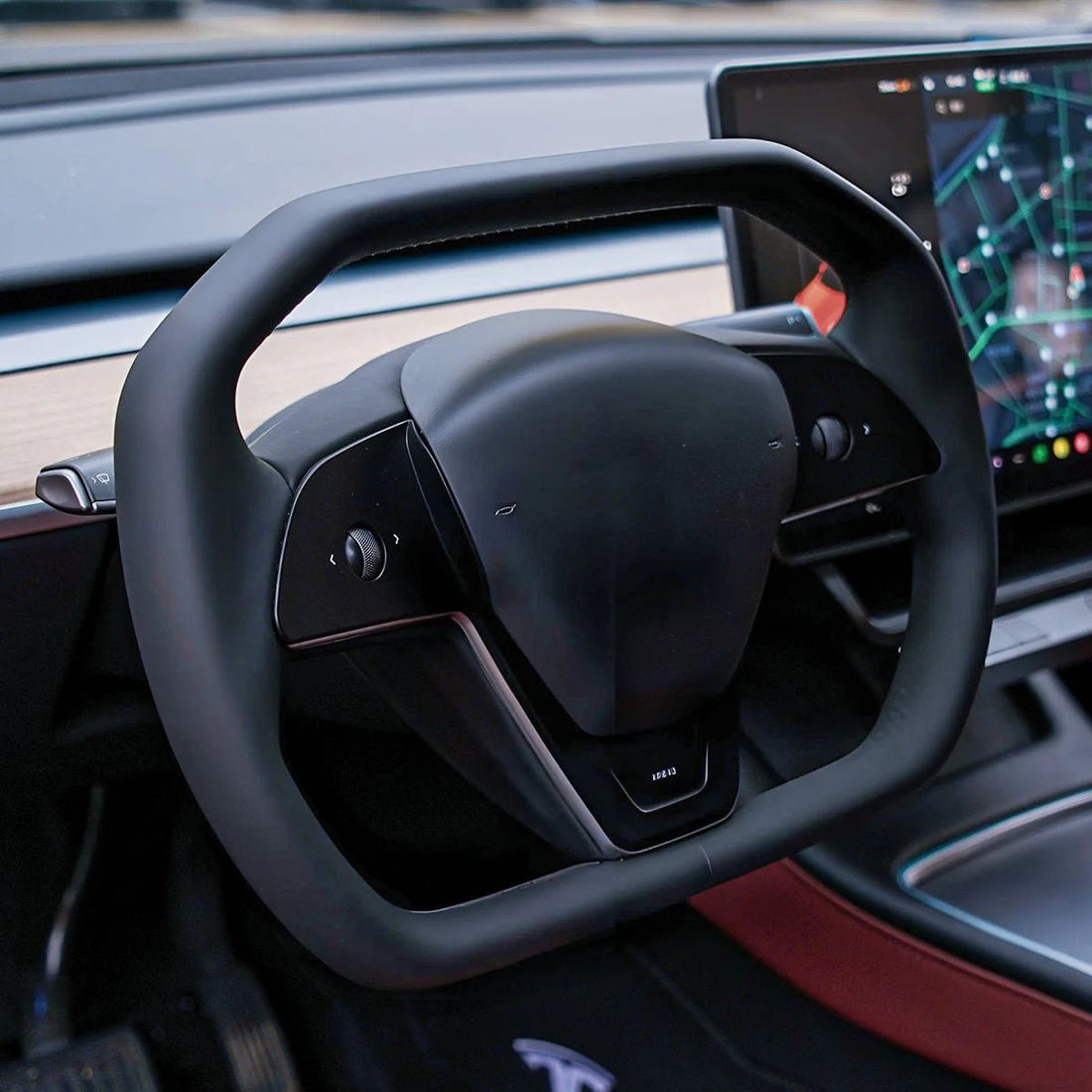 TESEVO Cybertruck-style yoke steering wheel for Model 3/Y