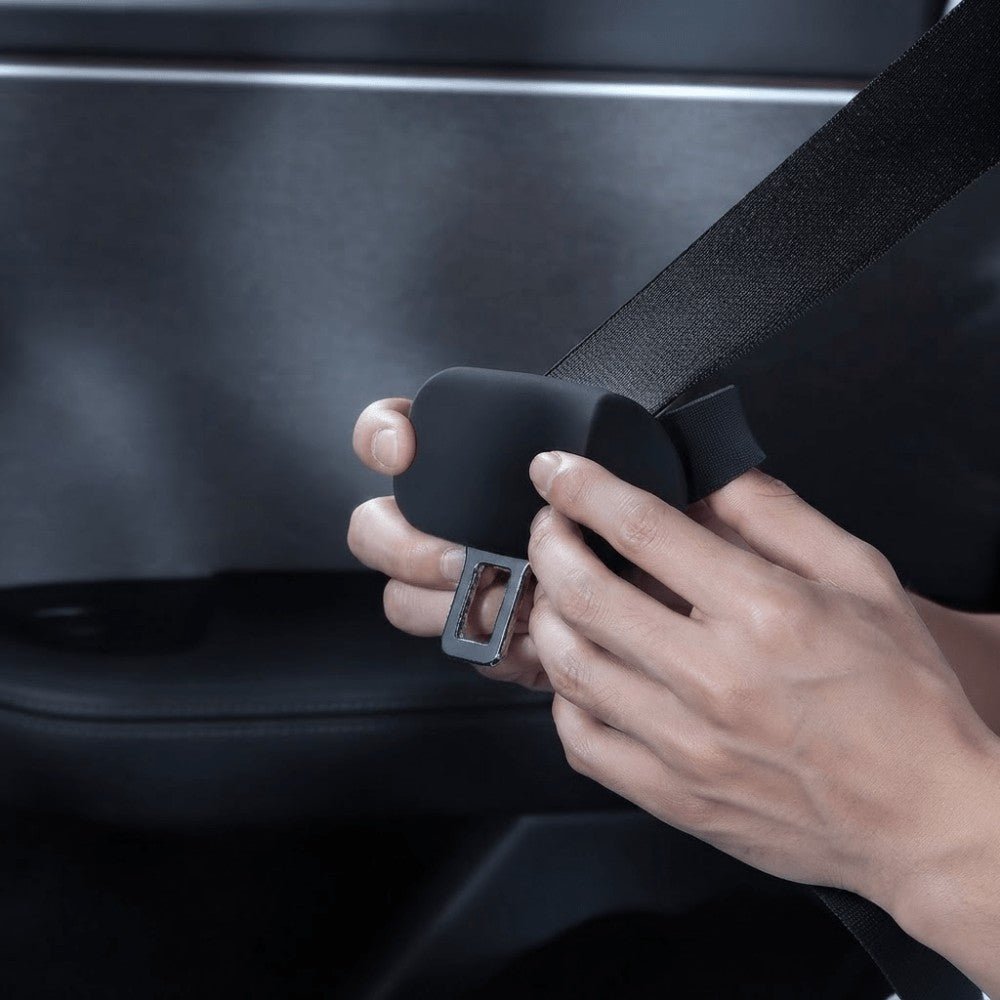 TESEVO Silicone Seat Belt Cover for Tesla Model 3 / Model Y - Tesevo