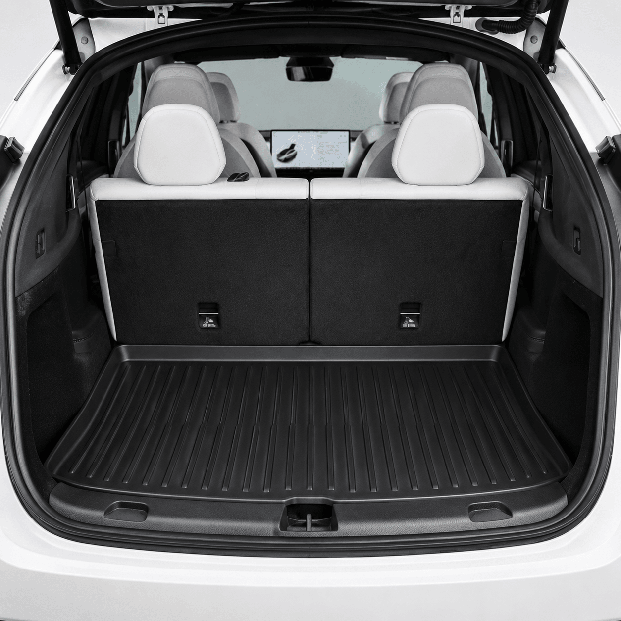 TESEVO Model YL 6-seater all-weather TPE trunk mat main